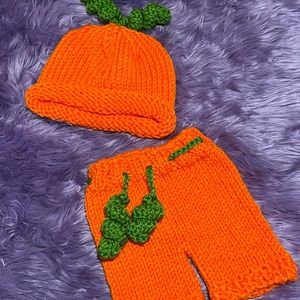Pumpkin Newborn / Infant Photography Outfit